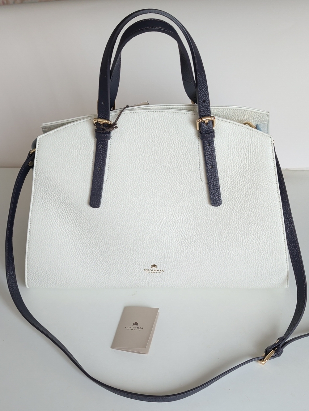 Cuoieria Fiorentina White Pebbled Satchel with Navy Trim by Vuchella